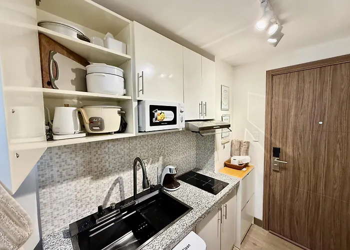 Cozy And Comfy Retreat With Balcony Apartamento *