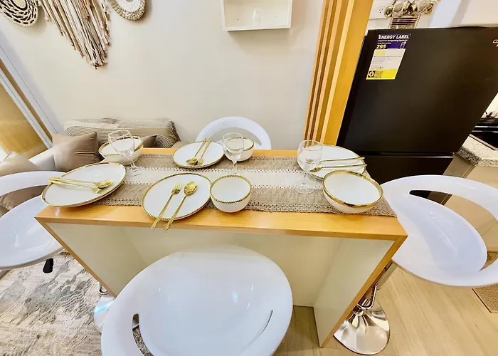 Cozy And Comfy Retreat With Balcony Apartamento *