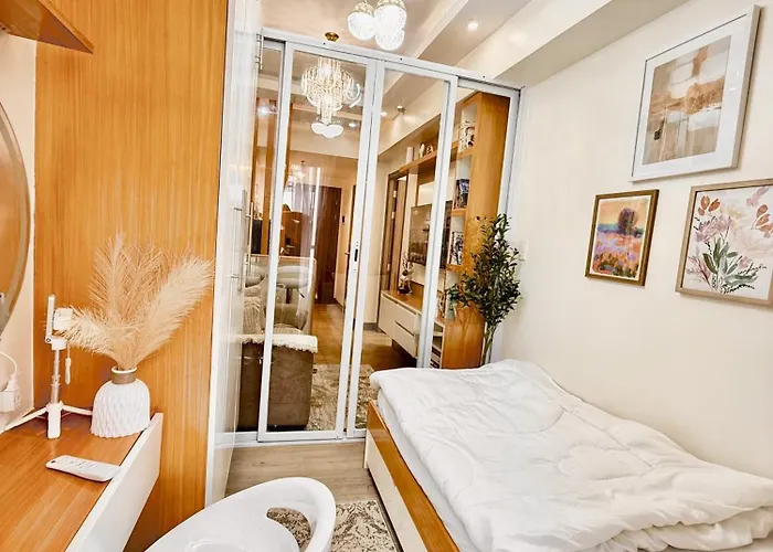 Apartamento Cozy And Comfy Retreat With Balcony *